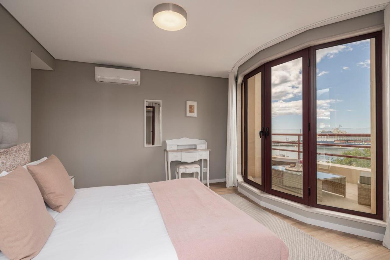 The Boats Apartment By An Island Apart ฟุงชาล ภายนอก รูปภาพ